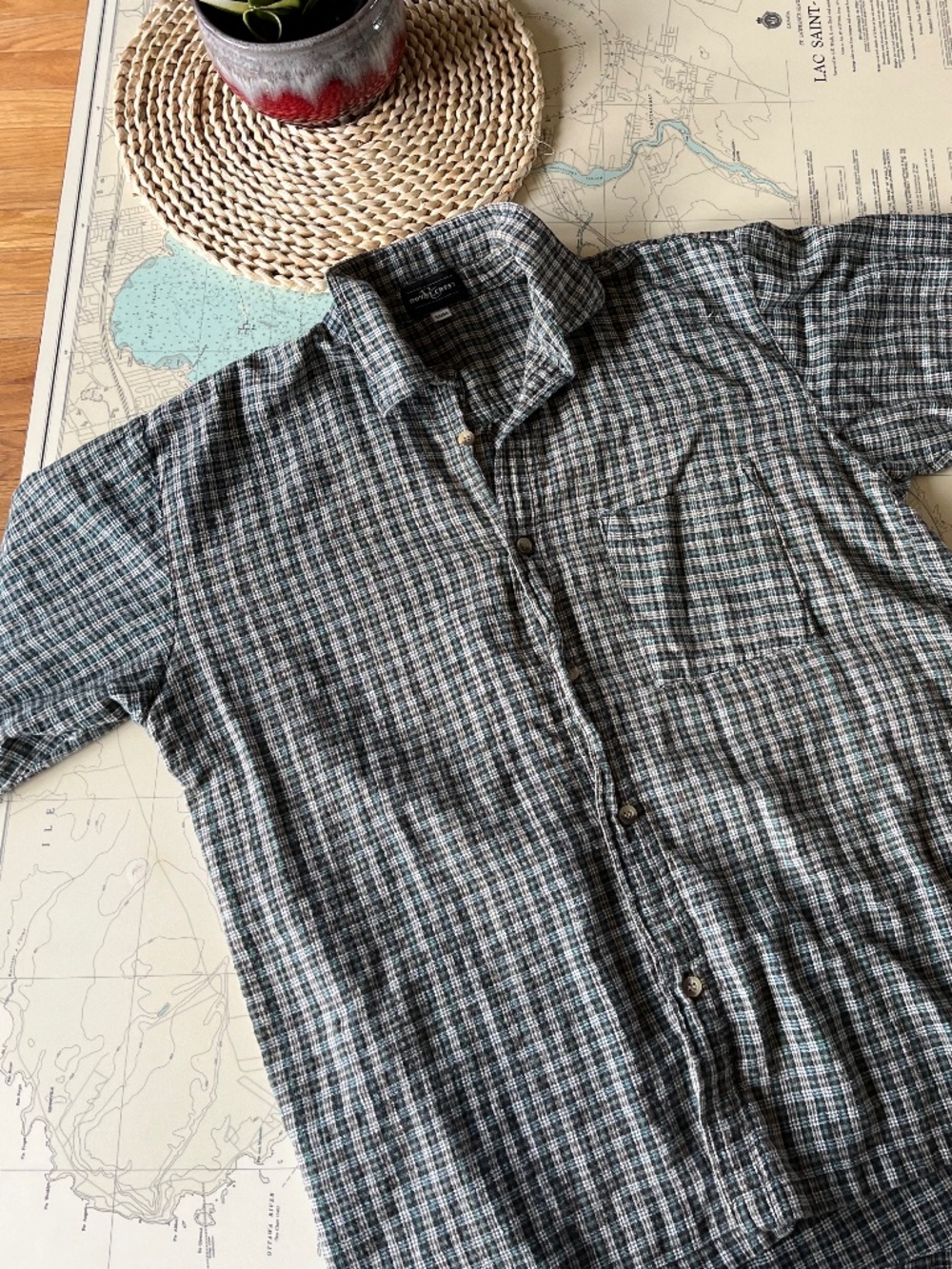 Vintage Royal Crest Green Plaid Button Up Tee Shirt